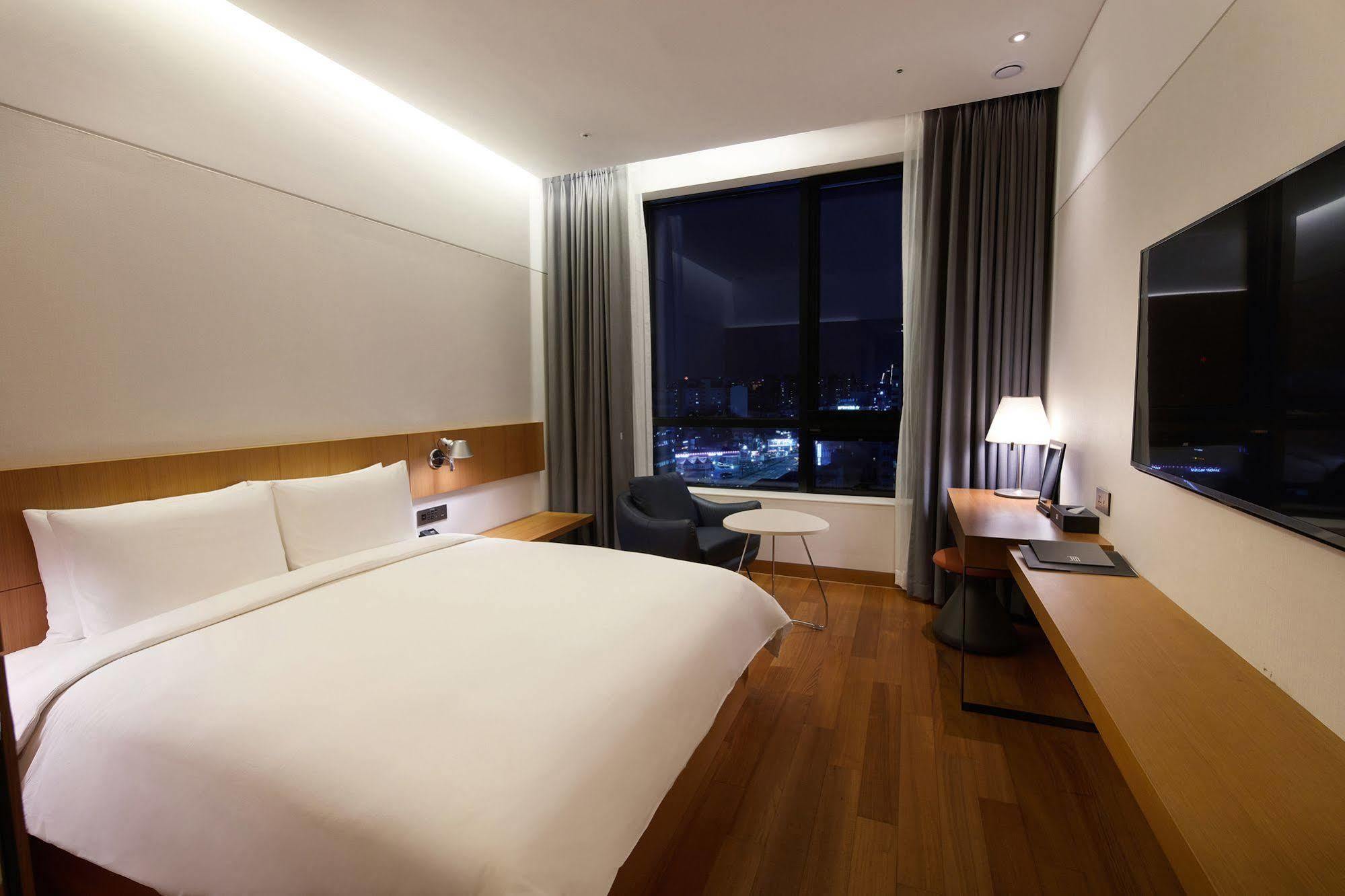 Standard Hotel Seoul Exterior foto