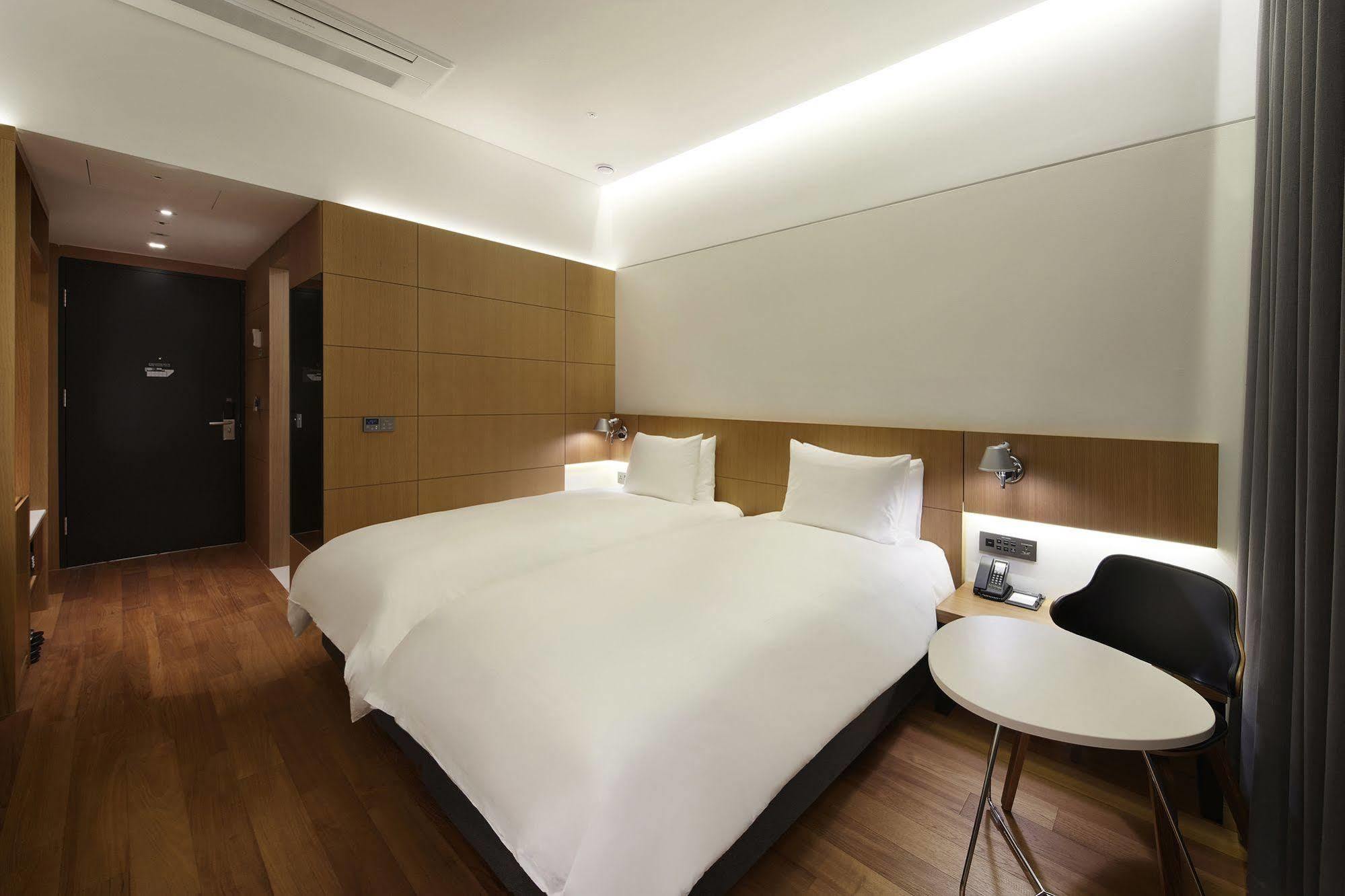 Standard Hotel Seoul Exterior foto