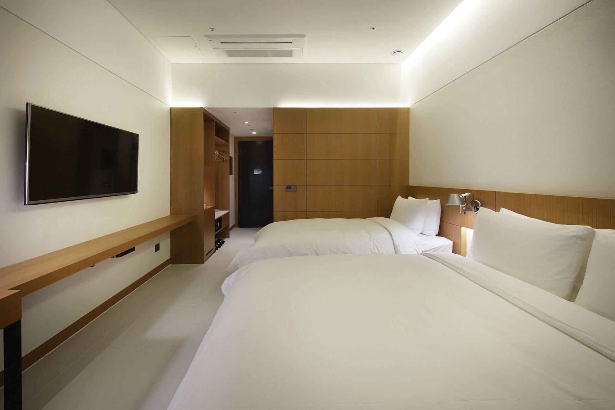 Standard Hotel Seoul Exterior foto