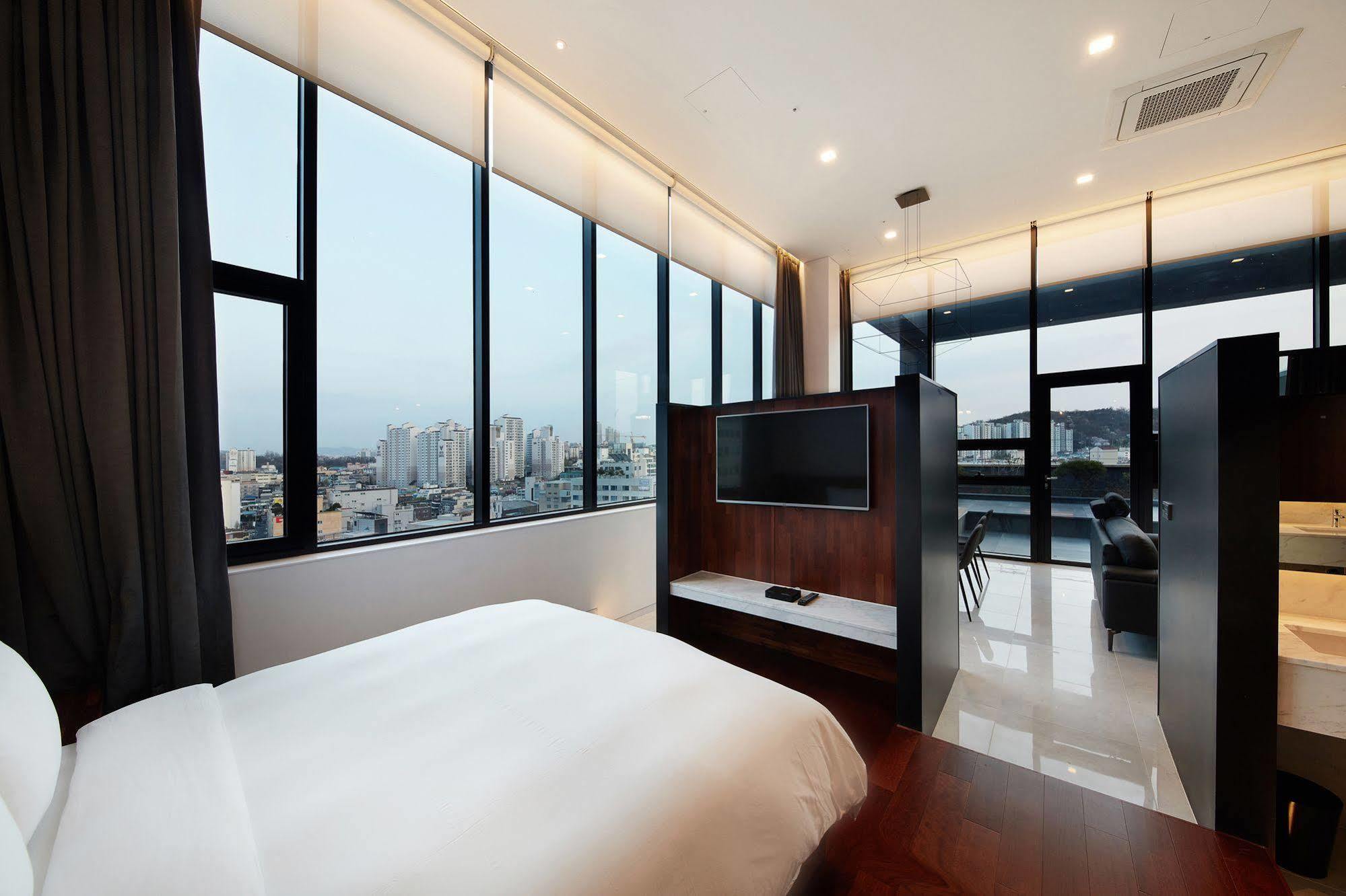 Standard Hotel Seoul Exterior foto